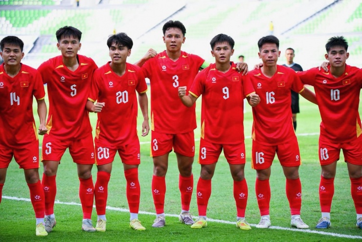 U19 Việt Nam quyết đánh bại U19 Myanmar, đoạt vé vào bán kết.