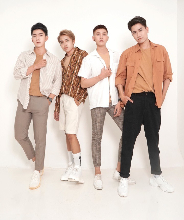 Nhóm V.Music New do Hồ Anh làm trưởng nhóm