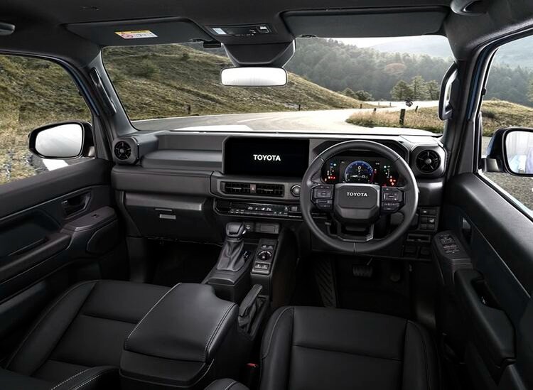 Toyota Việt Nam sắp ra mắt dòng xe FJ Cruiser mới tại Việt Nam - 3