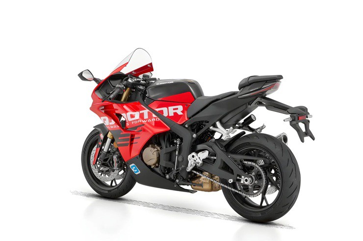 Mẫu mô tô mới 'dát' toàn hàng hiệu, giá rẻ bất ngờ gây sức ép lên Honda, Kawasaki - 4