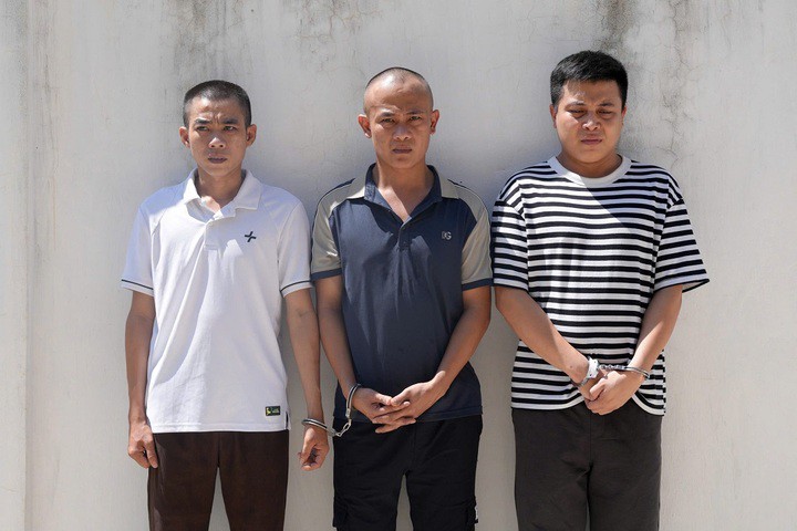 Nguyễn Đăng Dũng, Phạm Văn Tùng và Nguyễn Đăng Hiếu