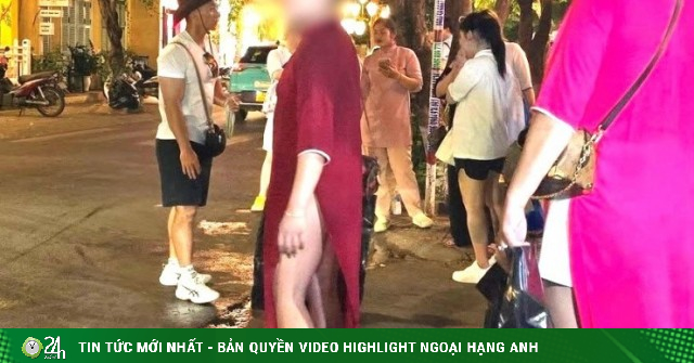 Xác minh vụ du khách nước ngoài mặc áo dài phối bikini gây bức xúc ở Hội An