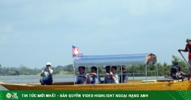 Du lịch Campuchia: Ngược dòng Mekong, ngắm “sứ giả dòng sông” vùng Kratie
