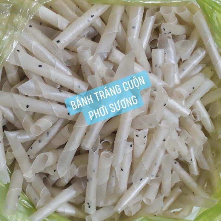 Bánh tráng cuộn phơi sương