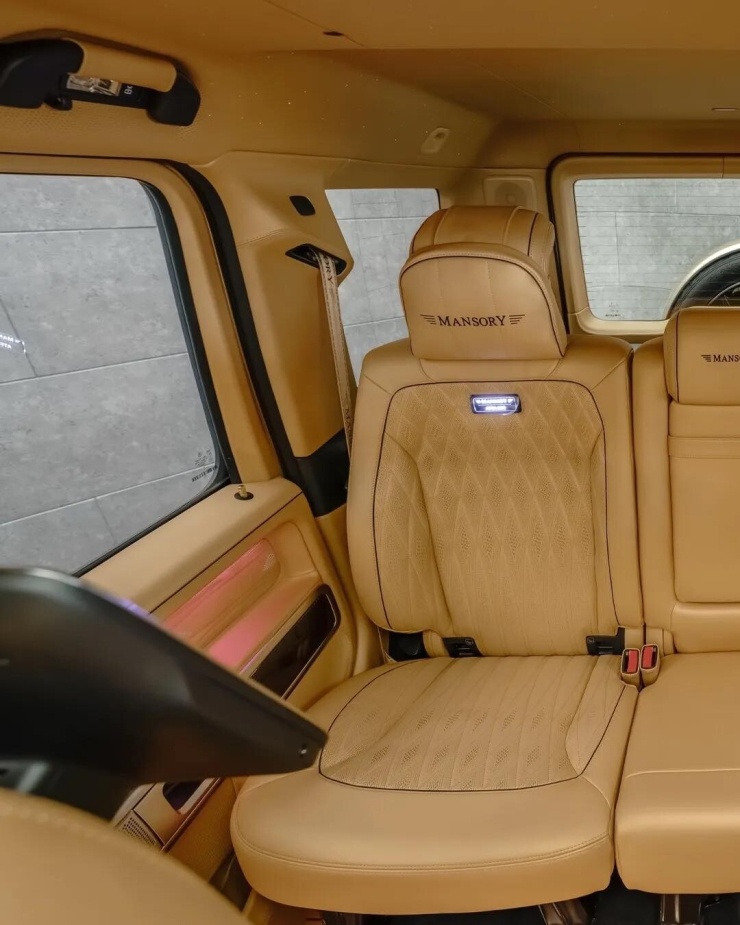 Ngắm bản độ Mansory Mercedes-AMG G63 dát vàng kiểu Dubai, công suất 820 mã lực - 4