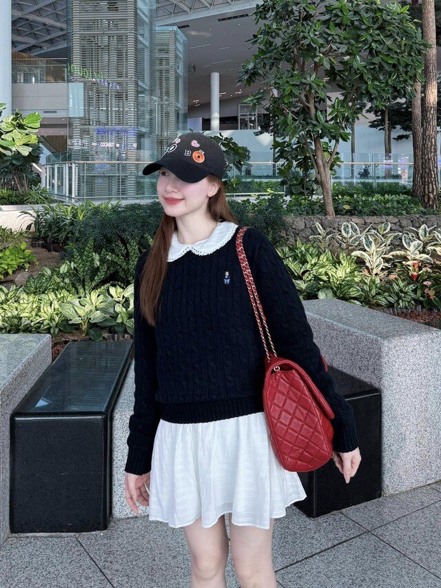 Những kiểu váy kéo dài chân cho nàng 1m5 học từ Hòa Minzy - 13