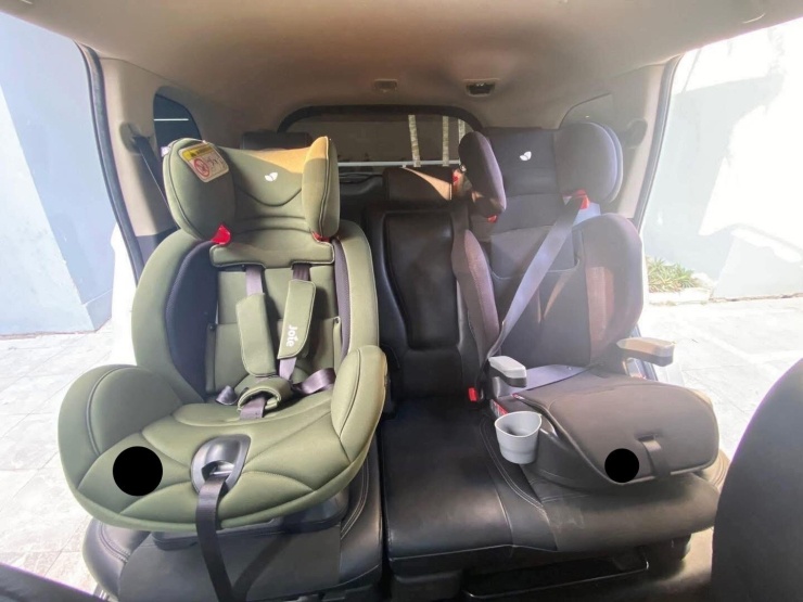 Nhiều loại xe như taxi, xe khách... không bắt buộc phải lắp thiết bị an toàn cho trẻ em từ 1/7. Ảnh: Thanh Nguyễn