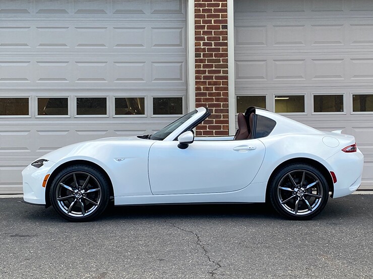 Mazda MX-5 RF nhận cọc tại Việt Nam, mui cứng kiểu Porsche, giá dưới 1,5 tỷ đồng - 3
