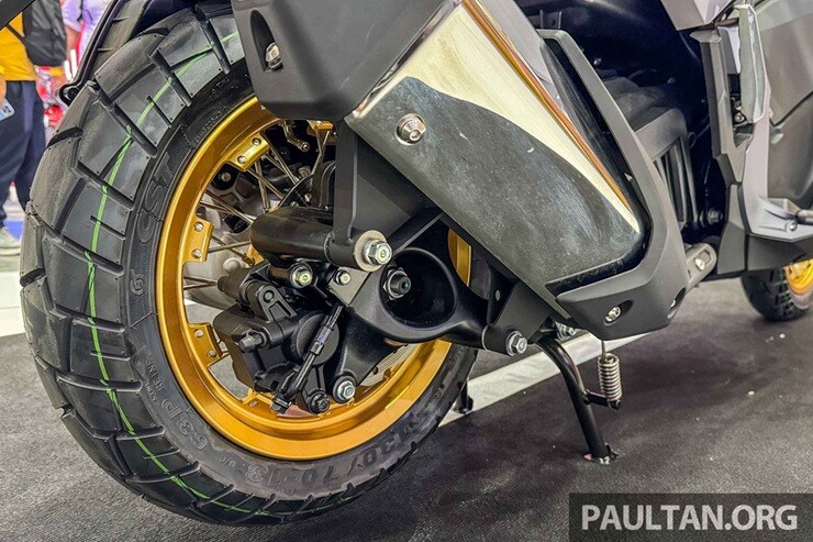 Xe ga 250cc mới ra mắt: Có camera hành trình, ABS, giá "mềm" bất ngờ - 9