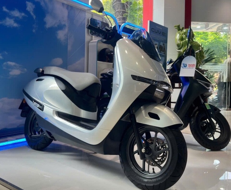 Honda UC3 giảm trực tiếp tới 22 triệu đồng so với giá niêm yết. Ảnh: Y Nhuỵ. 