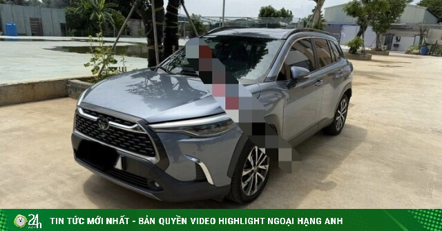 Toyota Corolla Cross gia đình đã lên màn thay lốp xịn sò, giá sang tay 550 triệu đồng