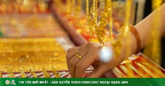 Giá vàng SJC và vàng nhẫn giảm sâu: Liệu có lùi về 110 triệu đồng/lượng?