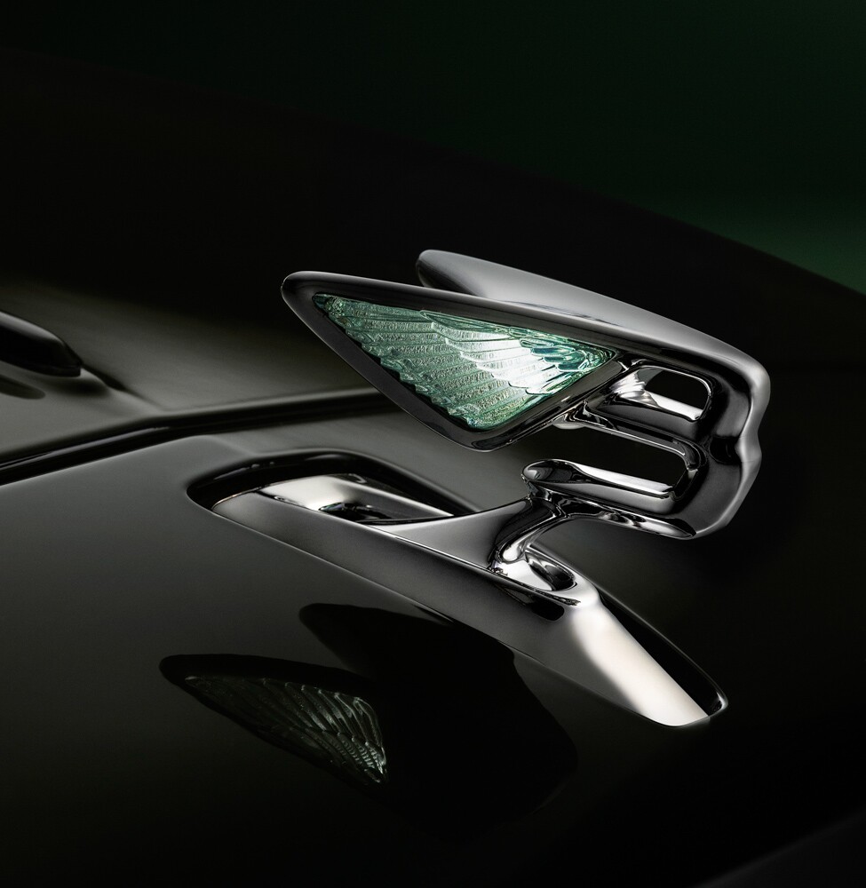 Bentley trình làng mẫu xe Flying Spur mới mang diện mạo huyền thoại - 5