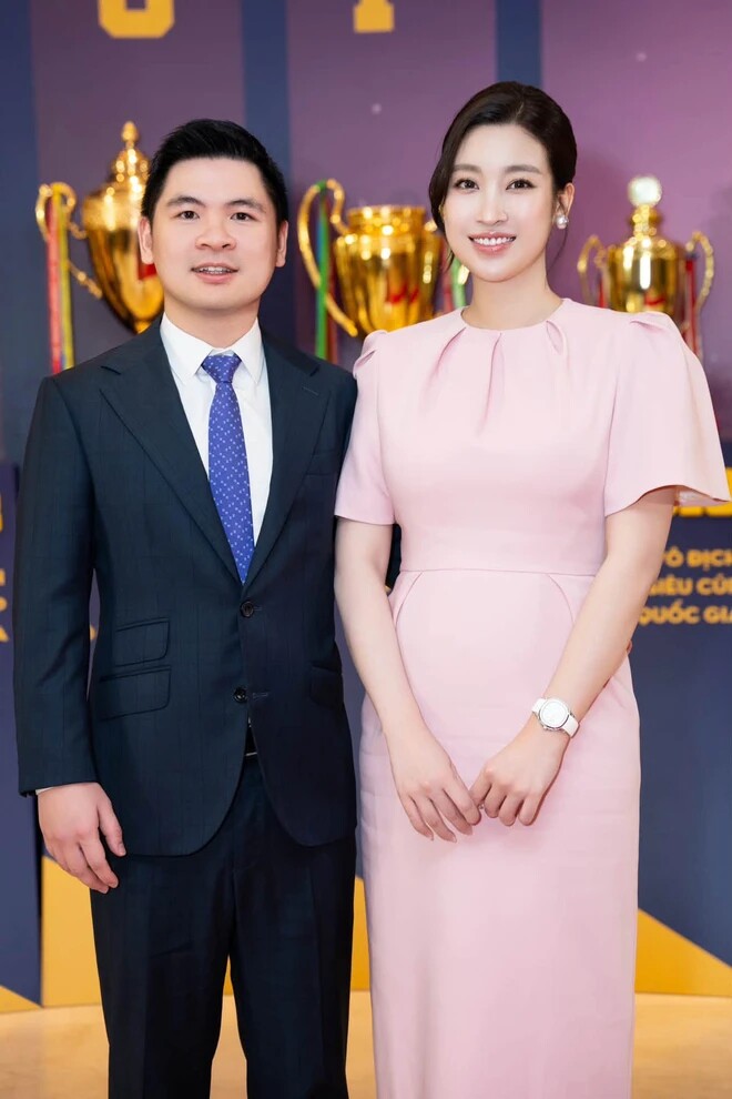 Hình ảnh mới nhất của Hoa hậu Đỗ Mỹ Linh.