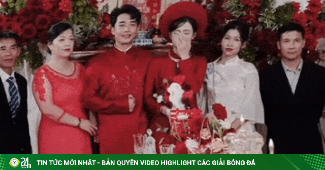 Bố mẹ dự đám cưới con gái sau 11 năm ly hôn, cô dâu Đồng Nai xúc động bật khóc