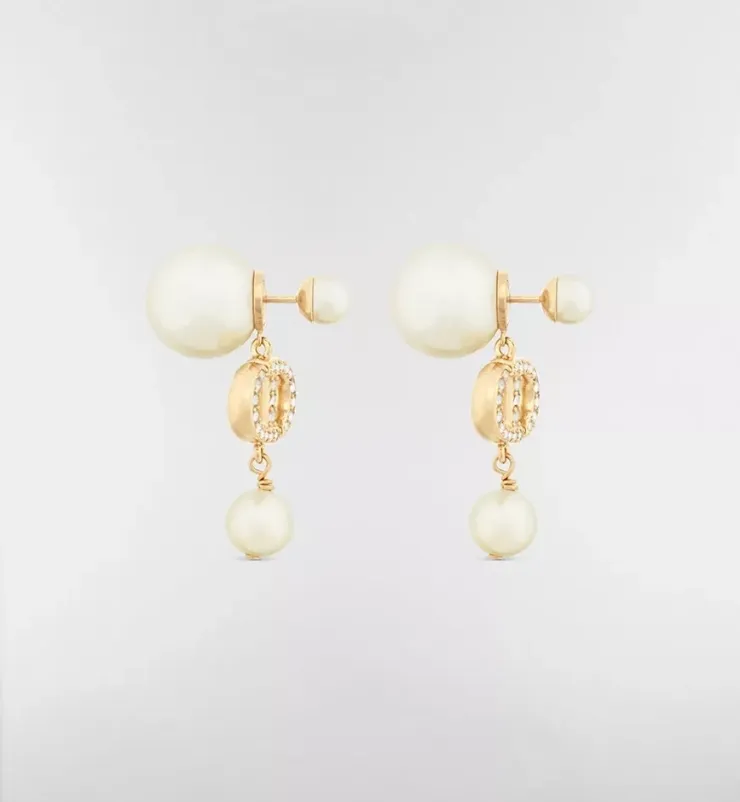 Lọ Lem diện set đồ gần 200 triệu đồng mừng em gái tốt nghiệp - 3