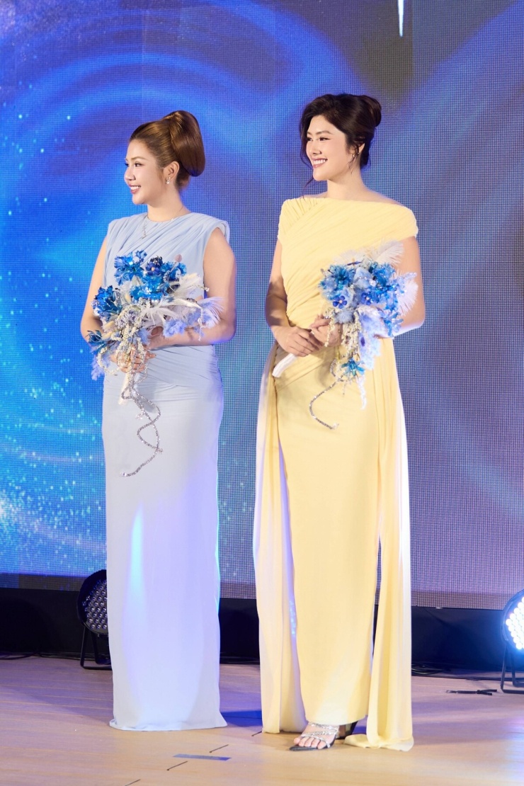 Nam Anh - Nam Em mặc xuyên thấu nhận sash Miss Cosmo TP HCM - 7