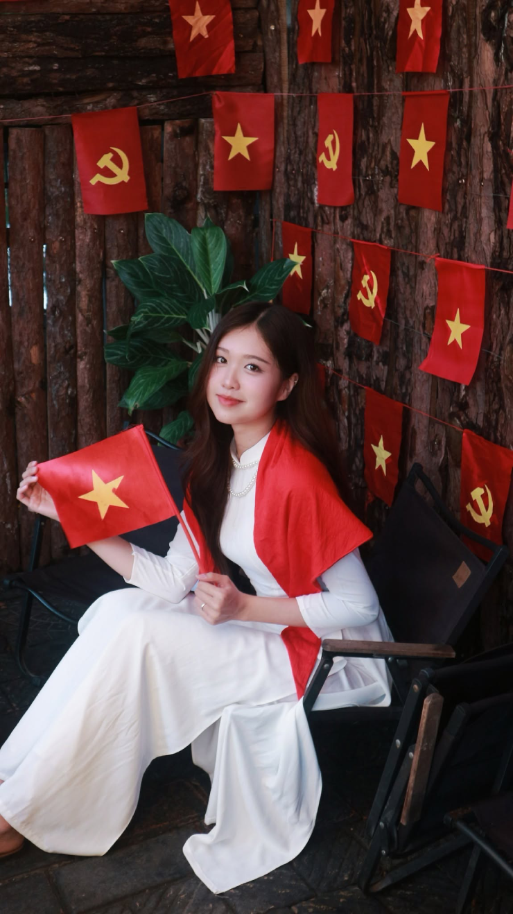 Hoa khôi đam mê thể thao, "cháy hết mình" cùng Brazil ở World Cup - 8