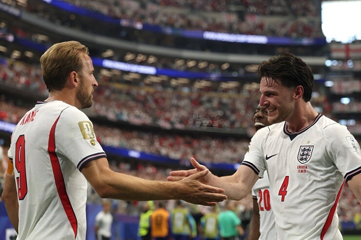 Declan Rice được giao trọng trách thực hiện các tình huống phạt góc của tuyển Anh