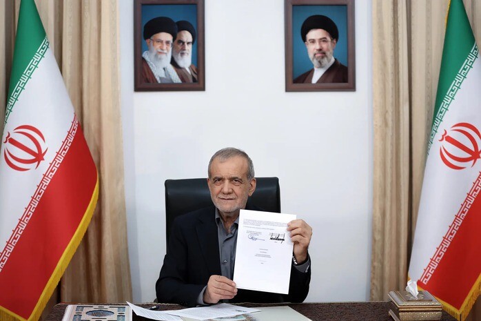 NÓNG: Iran lại tuyên bố đóng eo biển Hormuz