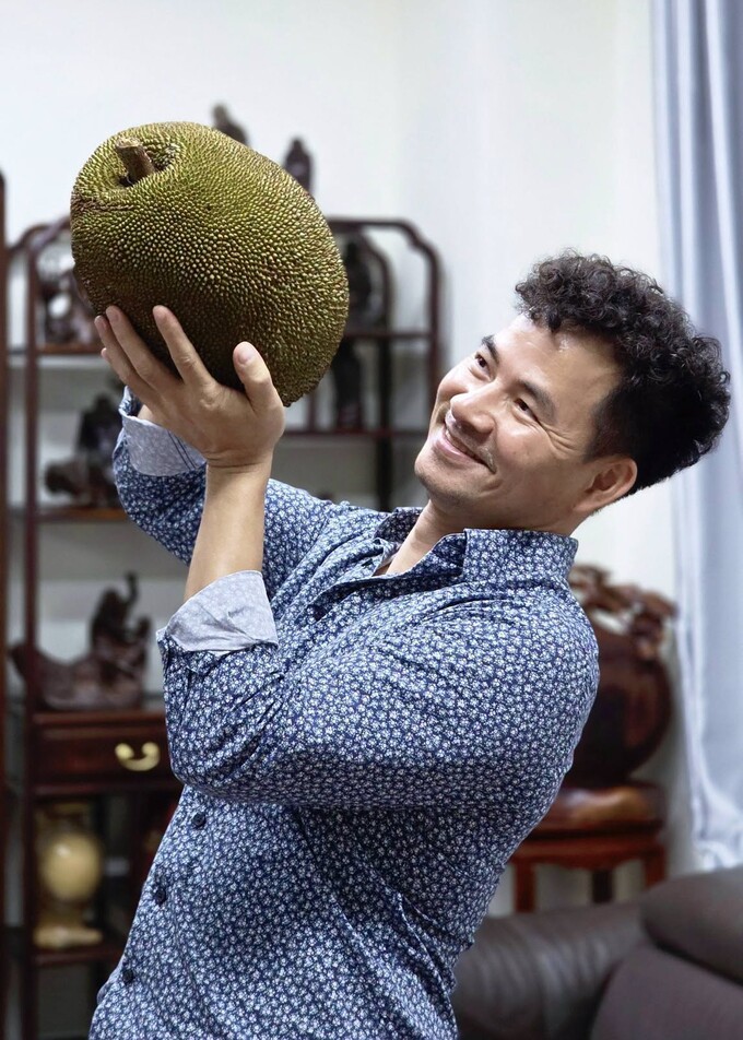 Ảnh sao 20/6: Quang Dũng đăng ảnh bên con trai Bảo Nam lúc nhỏ - 10