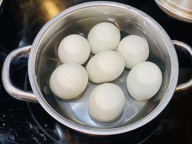 Luộc trứng