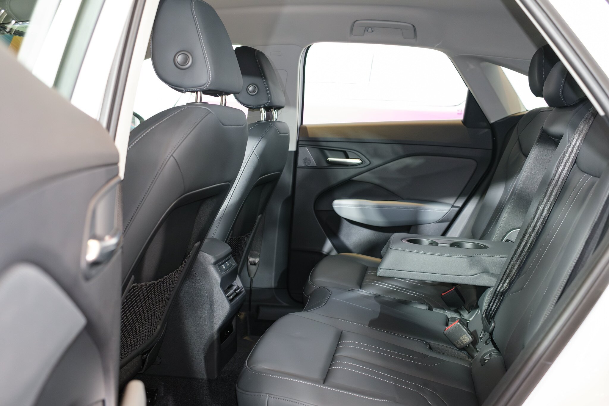 Audi Q3 thế hệ mới ra mắt thị trường Việt, giá cao hơn đối thủ - 7