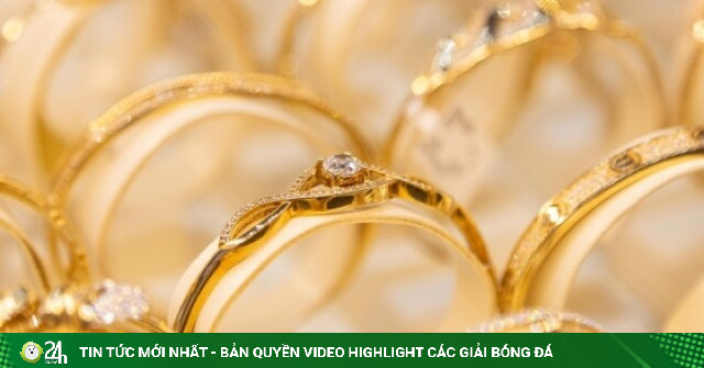 Giá vàng hôm nay 22/6: Tiếp tục đi xuống