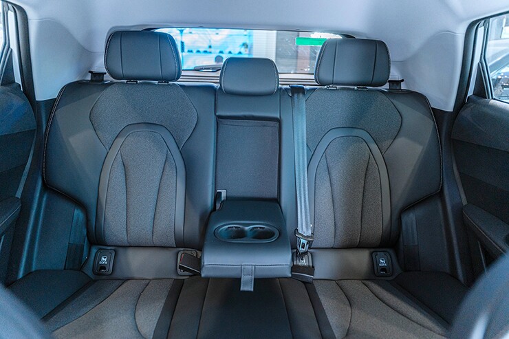 Omoda C5 có thêm bản Sport mới, giá rẻ hơn nhiều mẫu SUV hạng A - 6