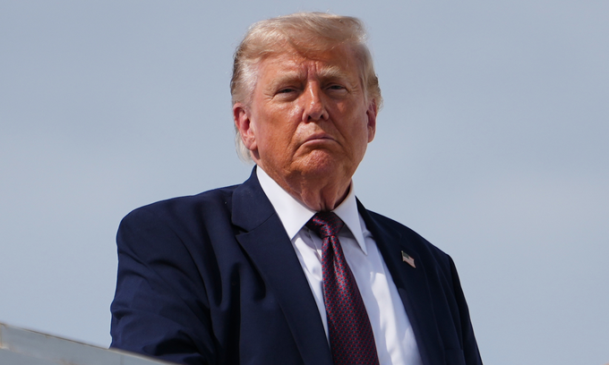 Thượng viện Mỹ thông qua nghị quyết siết quyền lực chiến tranh của ông Trump với Iran