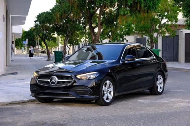 Mercedes C200 Avantgarde 2021. Ảnh: Long Nhựt.