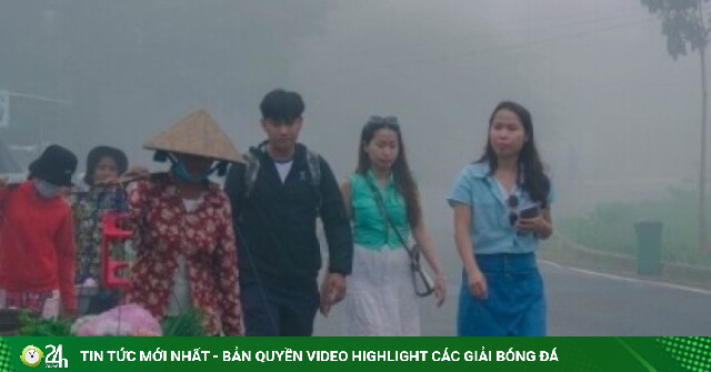 Phiên "chợ mây" độc đáo ở miền Tây