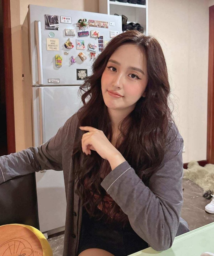 'Nỗ lực của tôi vượt xa danh xưng hoa hậu' - 4