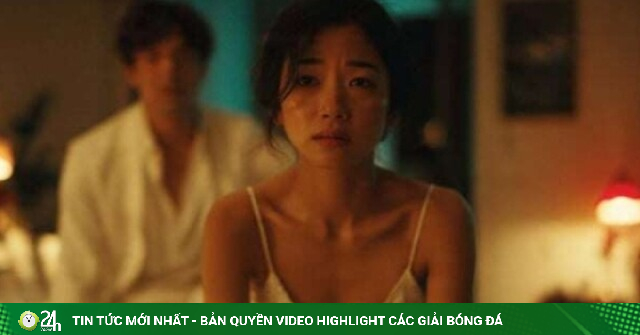Đang đắm đuối giữa đêm tân hôn, tôi bị chồng đánh lệch mặt, đuổi đi chỉ vì một nhắn tin rác tệ hại