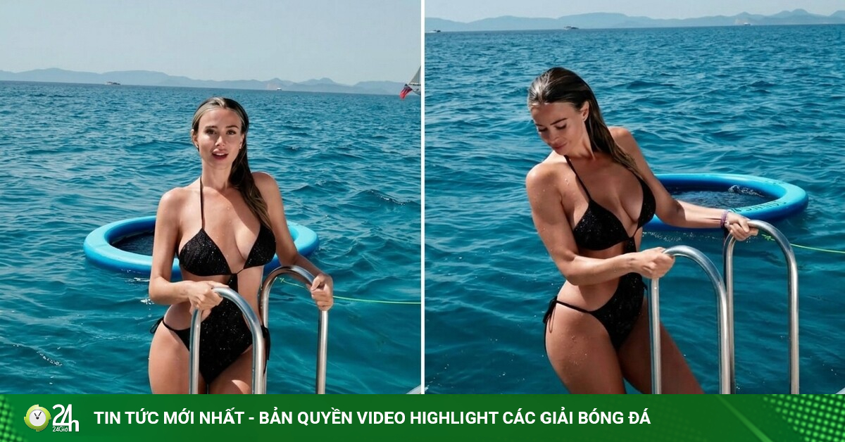 Nữ MC đẹp nhất World Cup Diletta Leotta khoe đường cong nóng bỏng trên du thuyền