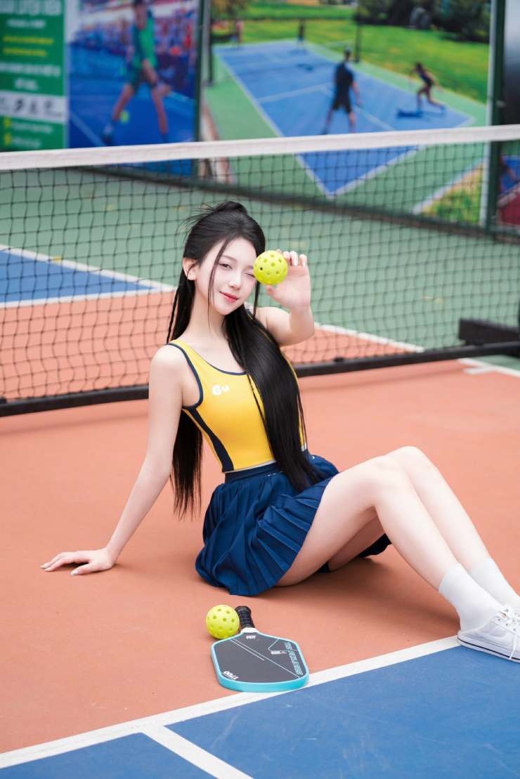 Nàng thơ xứ Mường "đẹp như Tây", vóc dáng săn chắc nhờ gym ở Nóng cùng World Cup - 11