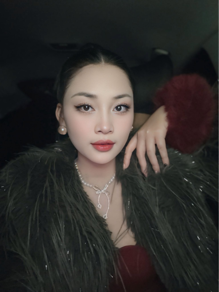 Nữ DJ xinh như hoa, khoe vũ điệu hoang dã cổ vũ Ghana lập chiến công ở World Cup - 8