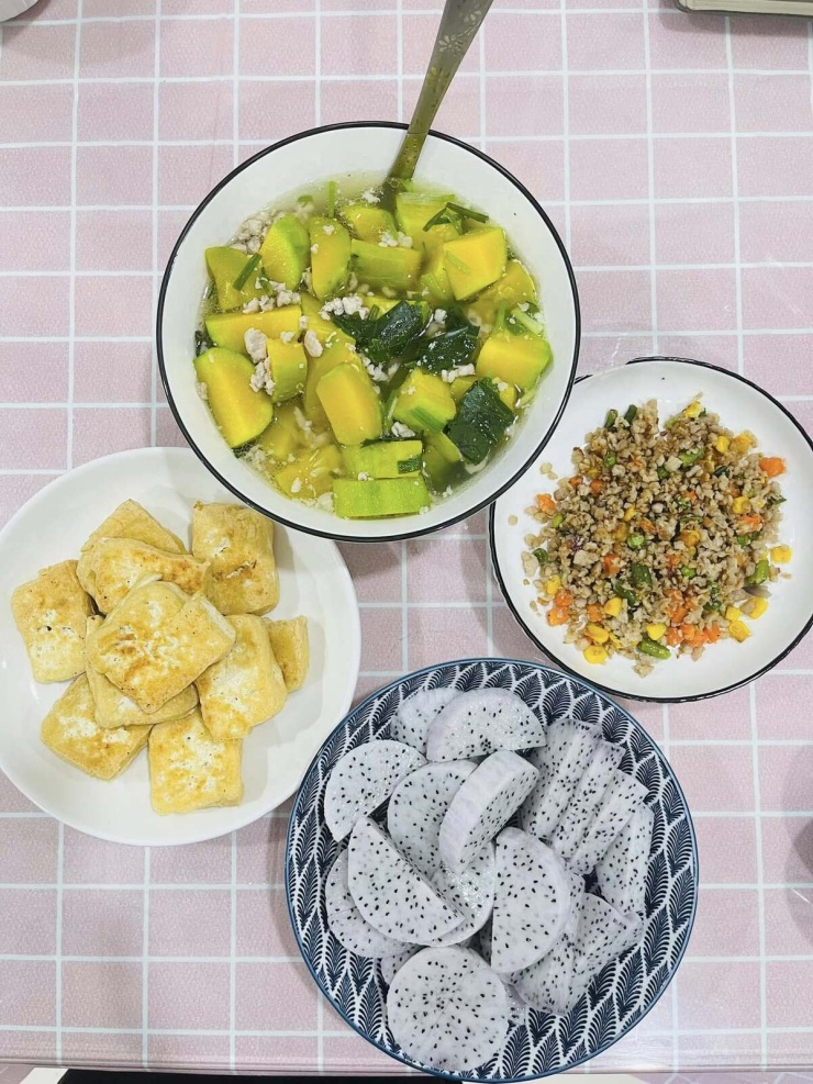 Mâm cơm cữ cho vợ sinh mổ của người chồng lần đầu vào bếp - 5