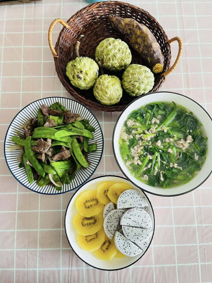 Mâm cơm cữ cho vợ sinh mổ của người chồng lần đầu vào bếp - 9