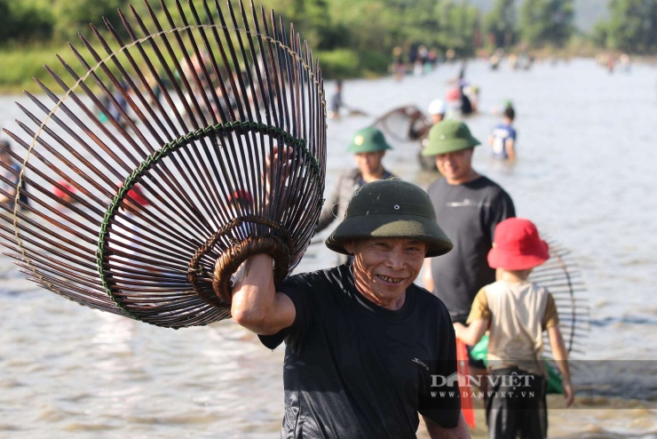 Lễ hội bắt cá Vực Rào đã được gìn giữ hơn 300 năm và trở thành một trong những lễ hội dân gian đặc sắc của Hà Tĩnh.