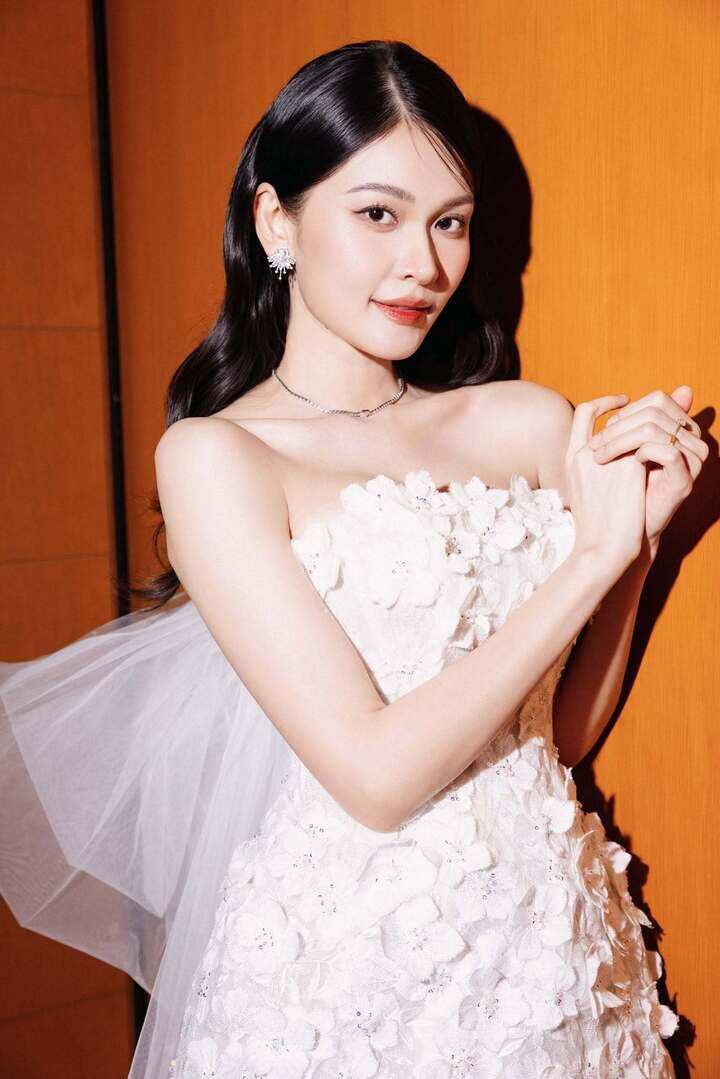Thuỳ Dung tập trung theo đuổi lĩnh vực MC.