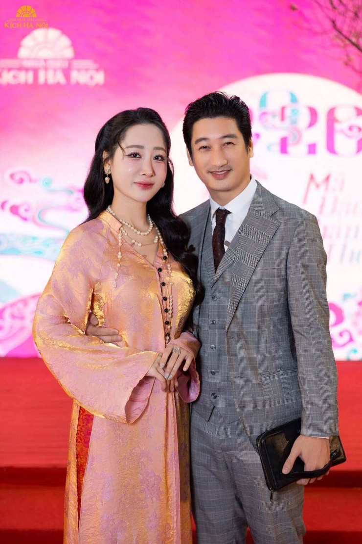 Cuộc sống trước hôn nhân của Ngọc Quỳnh và bạn gái kém 7 tuổi - 10