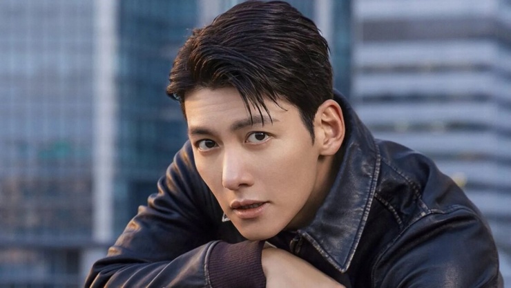 Ji Chang Wook có mặt tại Đà Nẵng, hàng trăm fan chờ đón ở sân bay - 5