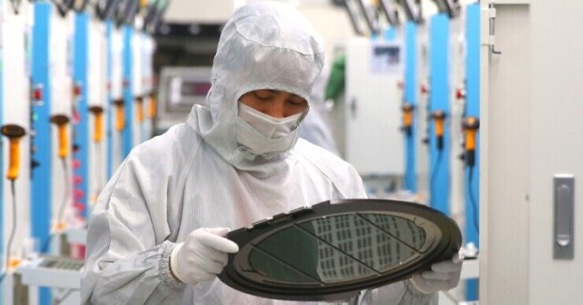 Dự báo những ngành học hot nhất mùa tuyển sinh 2026