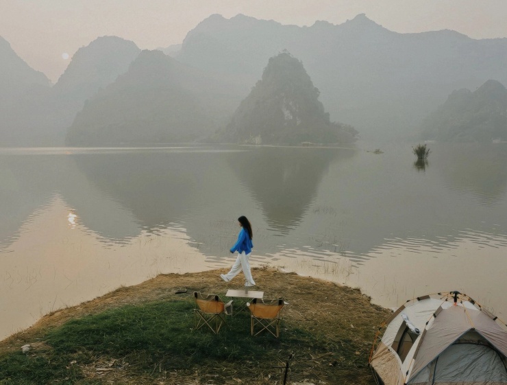 Hồng Nhung