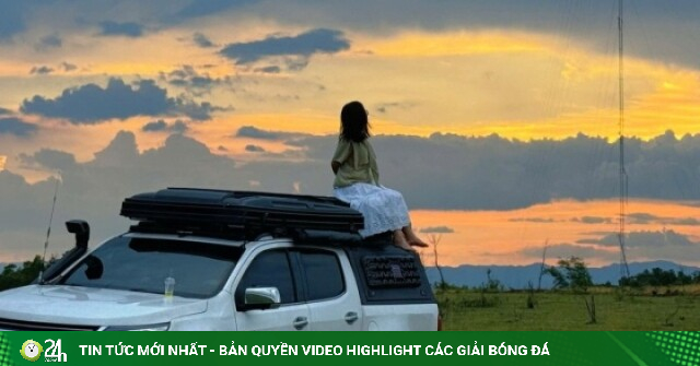 Địa điểm 'mát cả ngày lẫn đêm' ở Quảng Ngãi, khách hào hứng cắm trại, săn mây