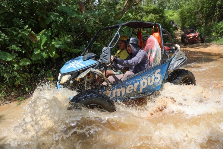 Lái xe băng rừng ở Malaysia - 9
