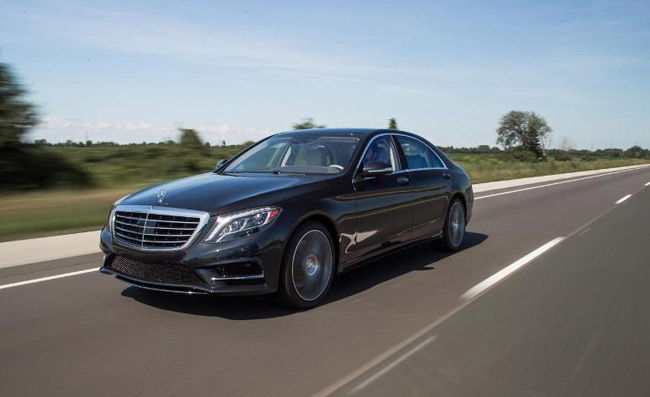 Thêm chiếc&nbsp;Mercedes S550 có giá khoảng 6 tỷ đồng, tổng giá trị cả 3 chiếc Mercedes sang trọng của Lệ Quyên vào hơn 12 tỷ đồng.