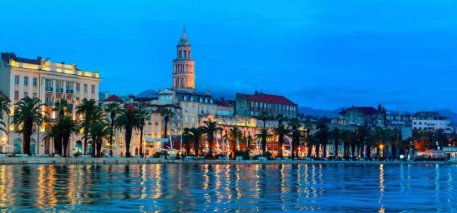 Split là một thị trấn xinh đẹp khác ở Croatia được tổ chức UNESCO công nhận là di sản thế giới và xuất hiện trong nhiều bộ phim truyền hình nổi tiếng.