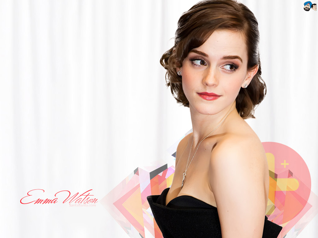 Khi lớn lên, Emma Watson cũng thường xuất hiện với hình ảnh gợi cảm.